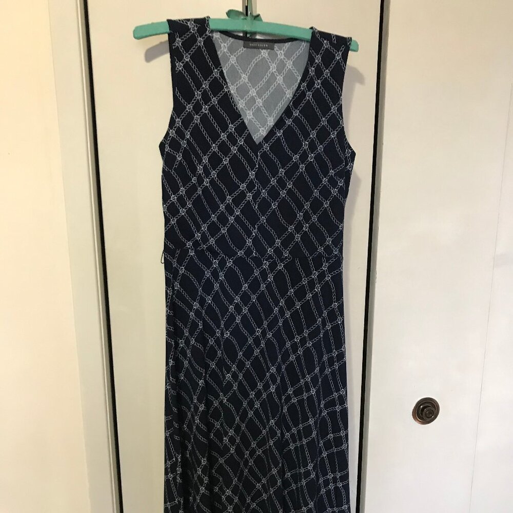 Suzy Shier Ladies Dark Blue Sleeveless Dress Size Medium